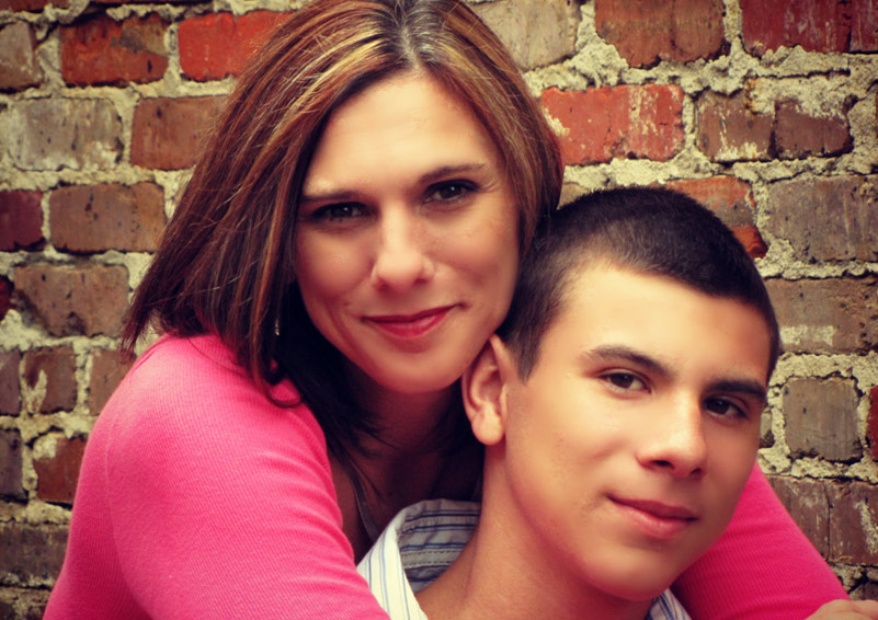 mother_son_people